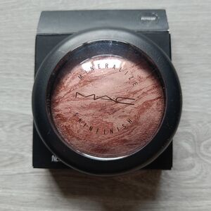 MAC Cosmetics Mineralize Skinfinish Highlighter - Petticoat